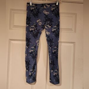 Warm blue floral cropped leggings M